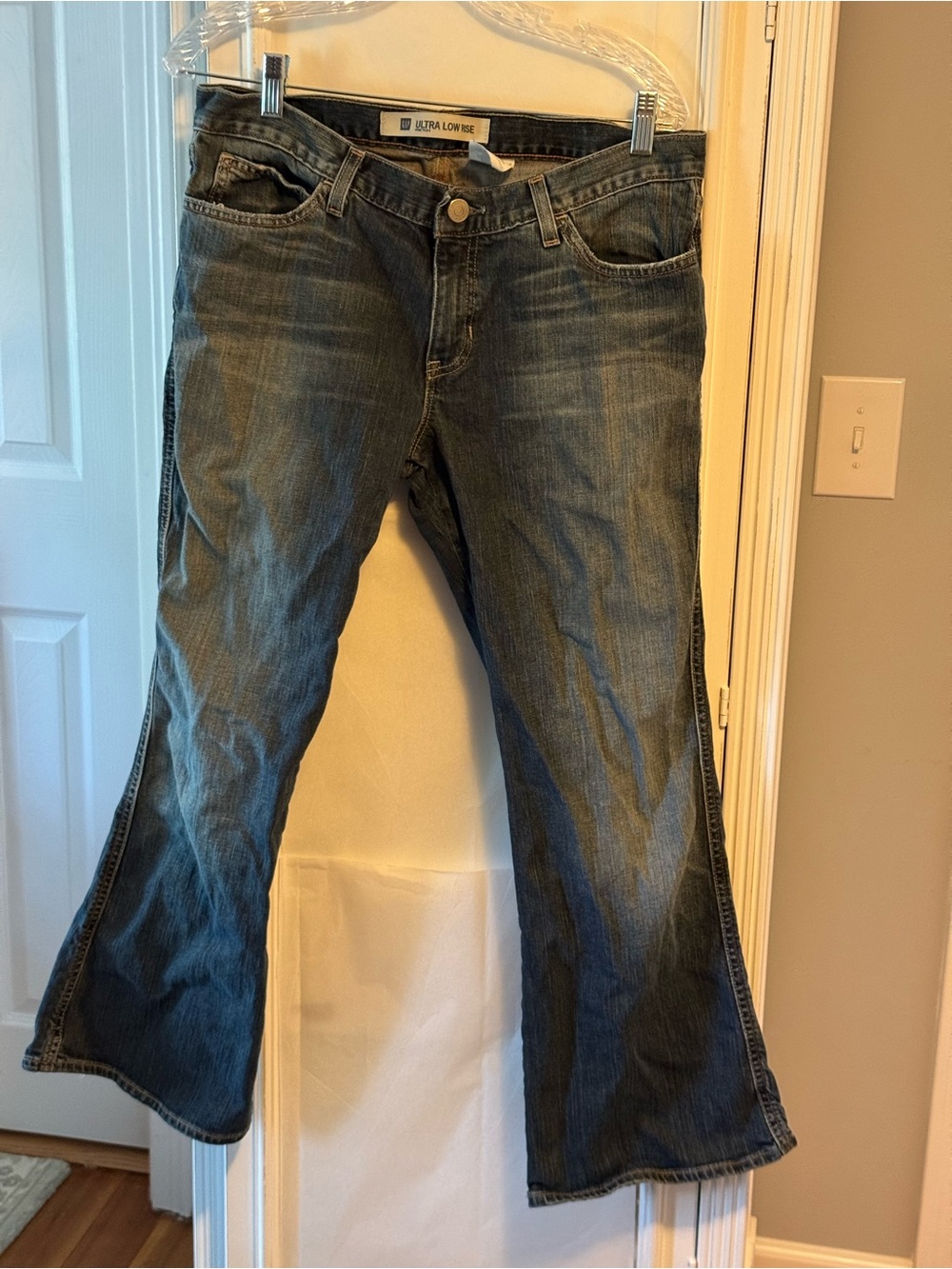 Vintage GAP Ultra Low-Rise Boot-Cut Jeans in Dark Blue Wash Size 14 Ankle